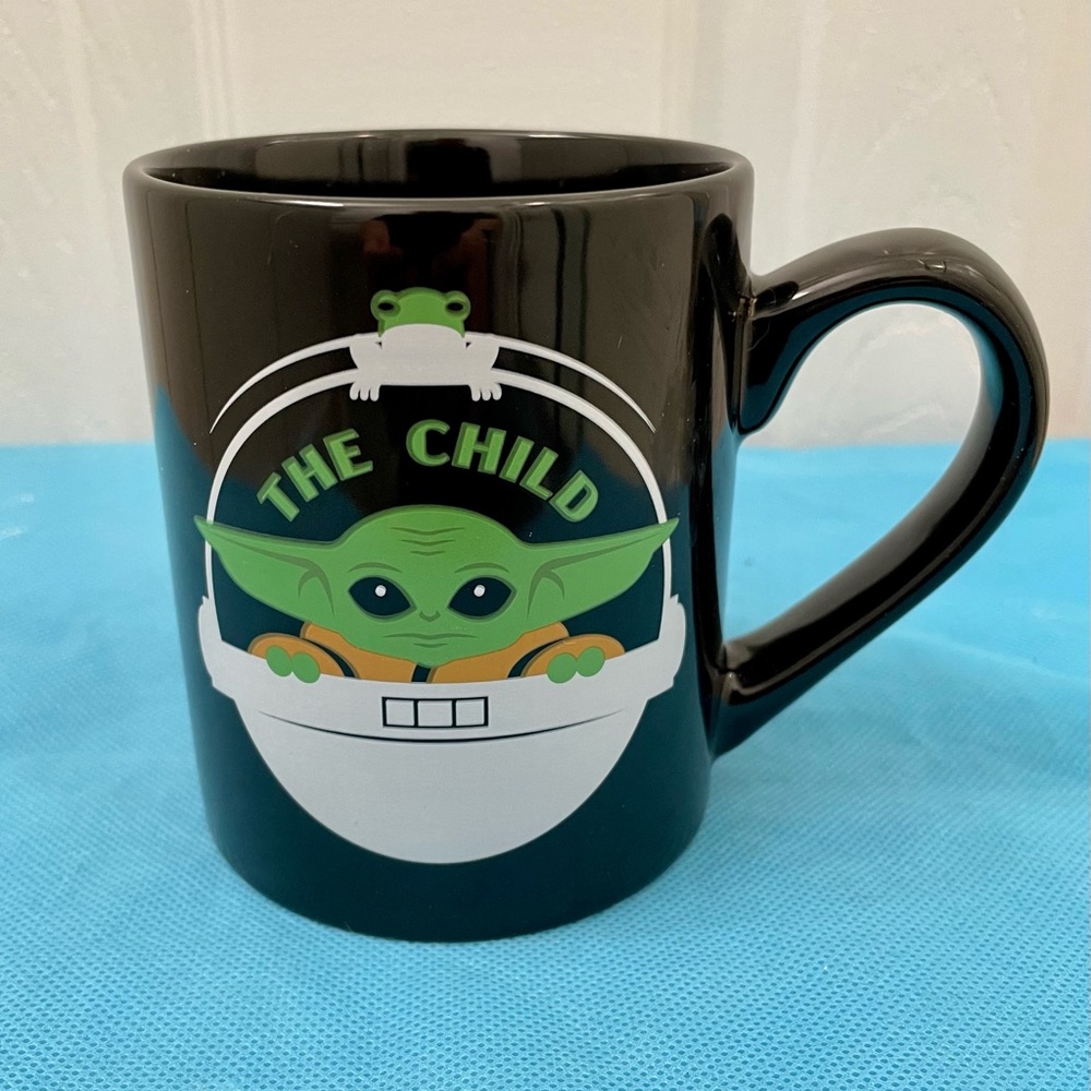 Star Wars The Mandalorian Child Ceramic Coffee Mug, 14-Ounces- new